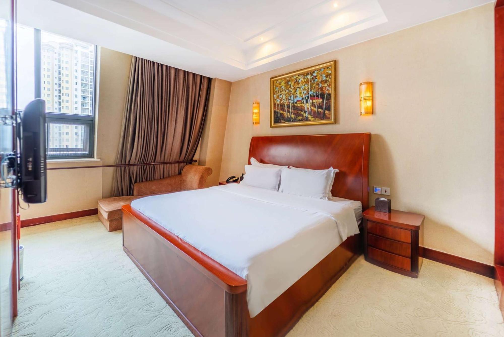 Hotel Ramada Plaza By Wyndham Chongqing West Exterior foto
