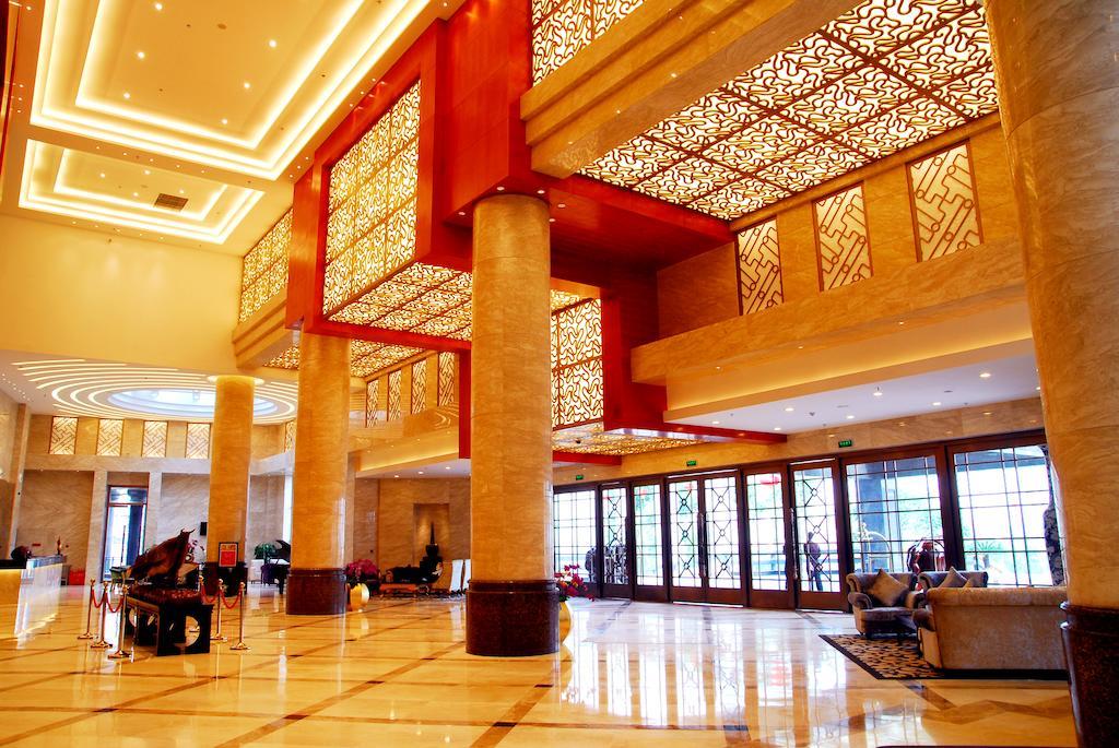 Hotel Ramada Plaza By Wyndham Chongqing West Exterior foto